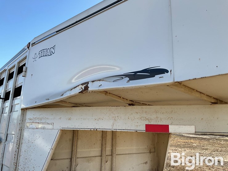 1999-titan-trailer-image-13