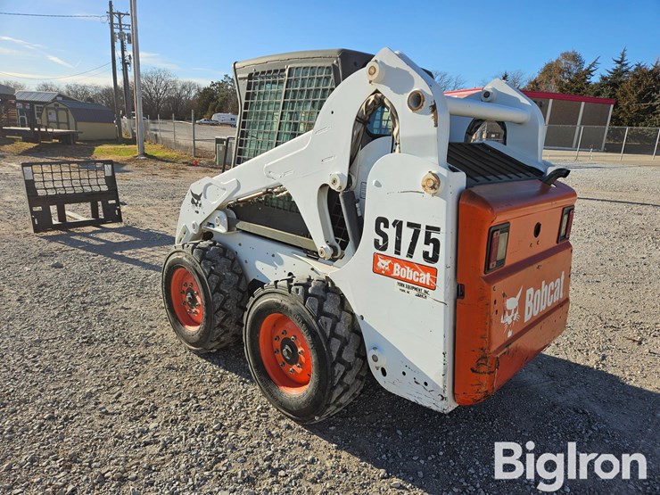 2011-bobcat-s175-image-7