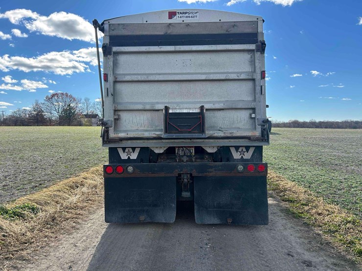 western-star-4964f-image-12