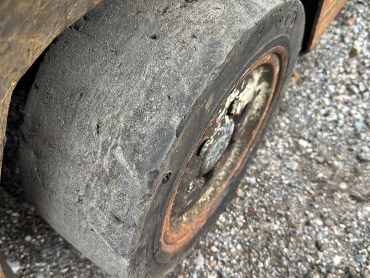 #1358-•-yale-forklift*-image-20