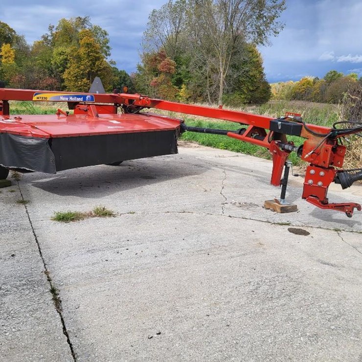 2014 NEW HOLLAND H7230