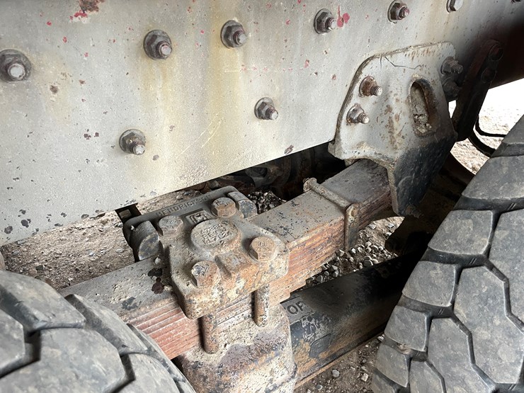 #1119-•-2009-freightliner-digger-derrick-(has-mn-title)-image-27