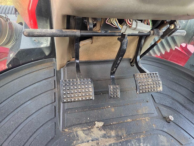 case-ih-620-image-73