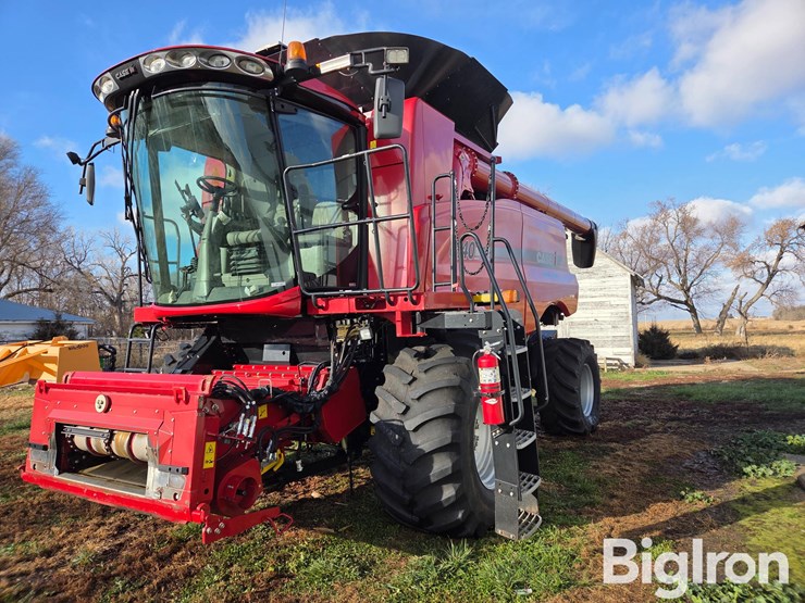case-ih-6140-image-1