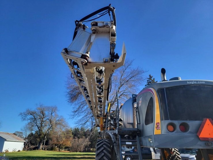 hagie-sts12-image-21