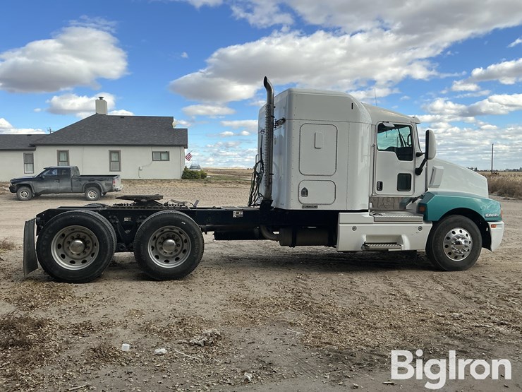 kenworth-t600-image-4