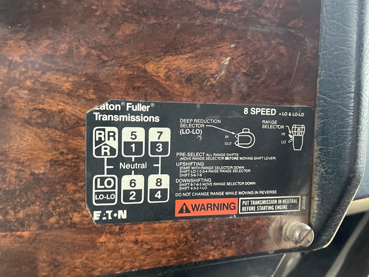 peterbilt-357-image-69