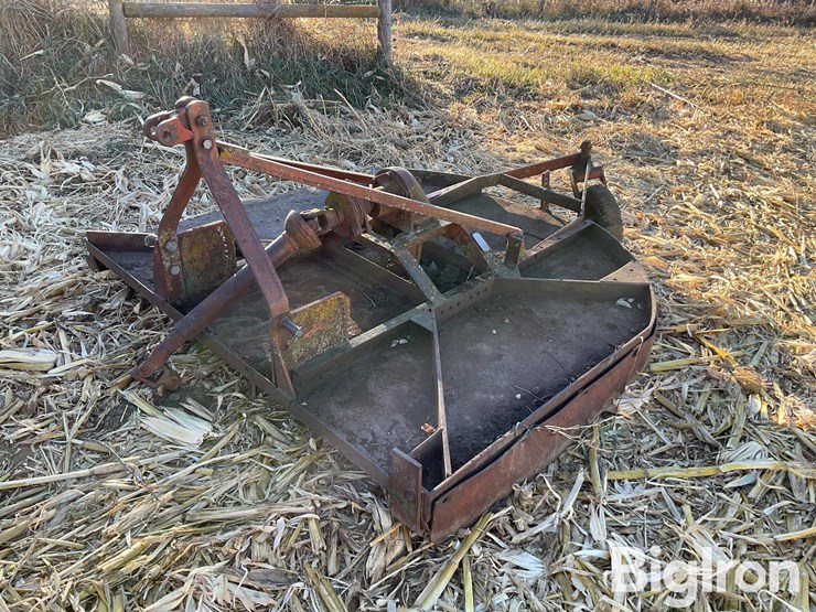 bush-hog-606-rotary-cutter-image-1