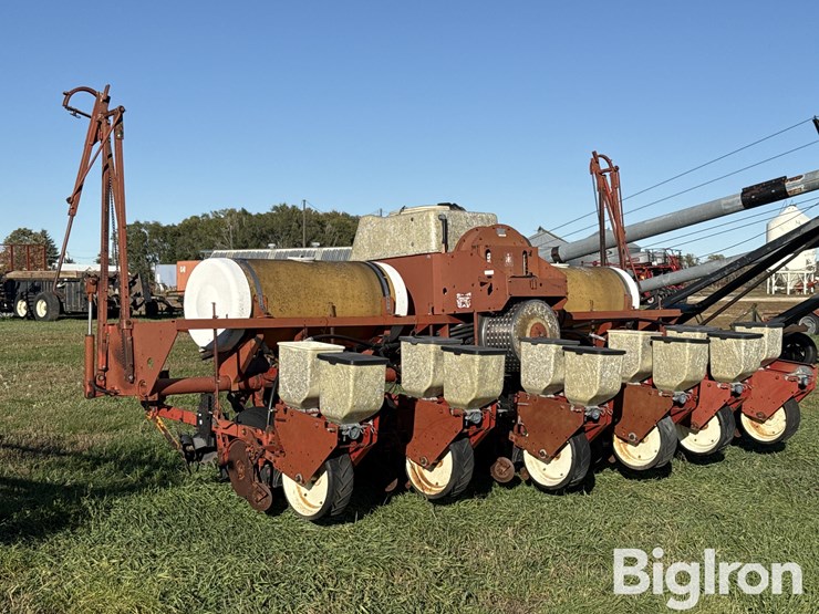 international-400-image-7