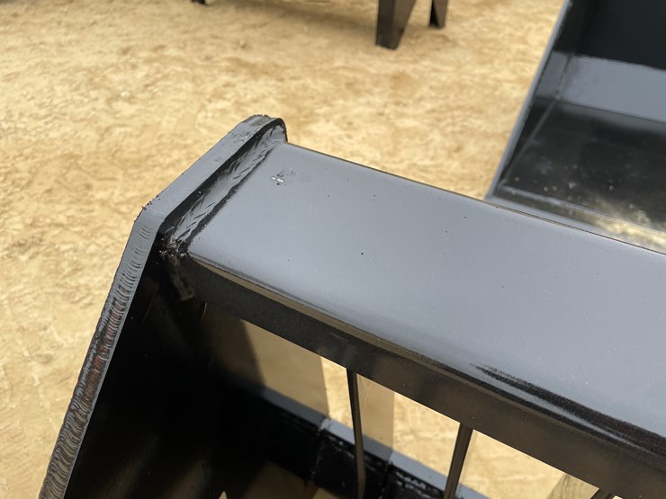 #2560-•-new-kc-72"-fine-skeleton-skid-steer-bucket-image-9