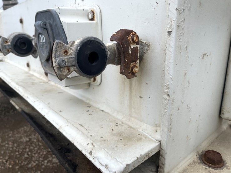 heil-trailer-image-10