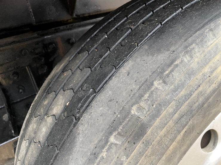 peterbilt-357-image-95