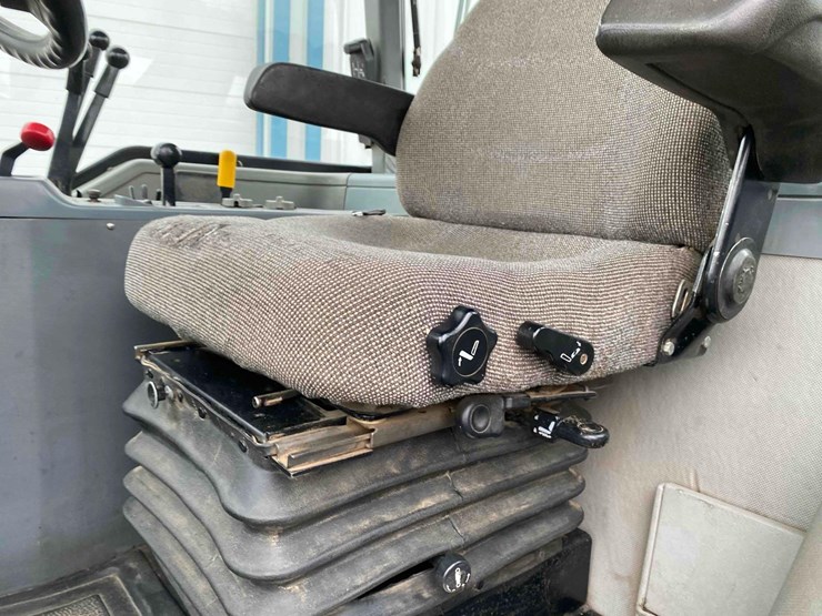 case-ih-7140-image-48