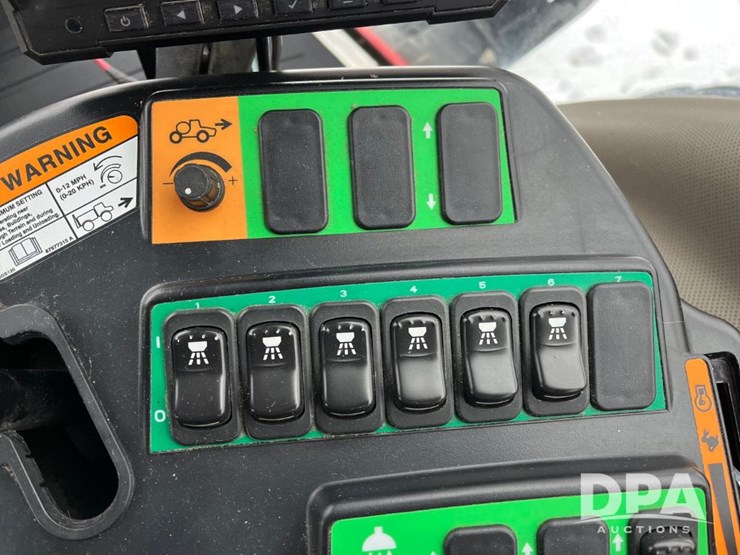 case-ih-patriot-3340-image-56