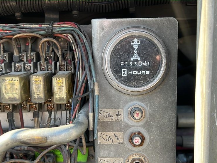 skyjack-sj8850rt-image-13