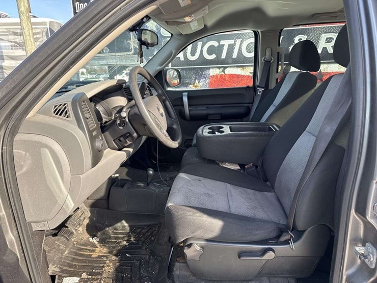 2009-chevrolet-silverado-1500-image-12