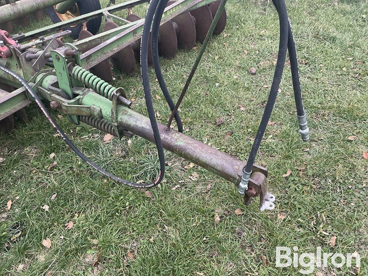 john-deere-14-image-10