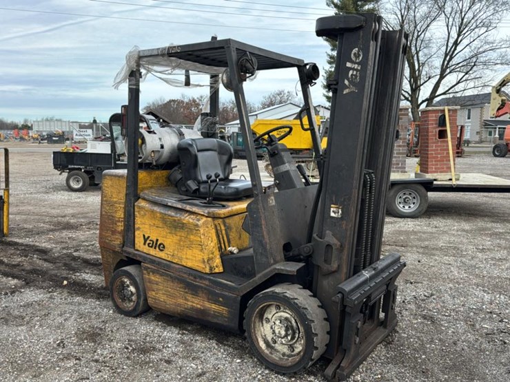 #1358-•-yale-forklift*-image-6