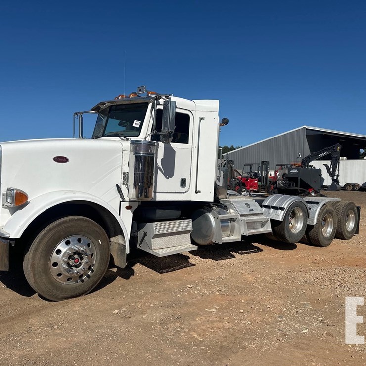 2012 PETERBILT 367
