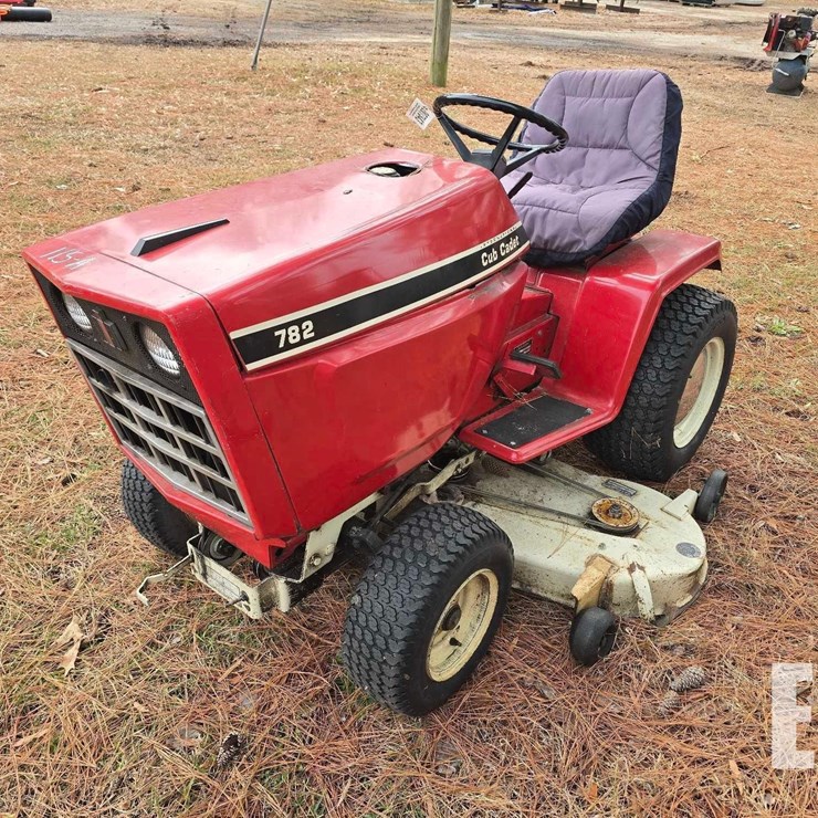 CUB CADET 782