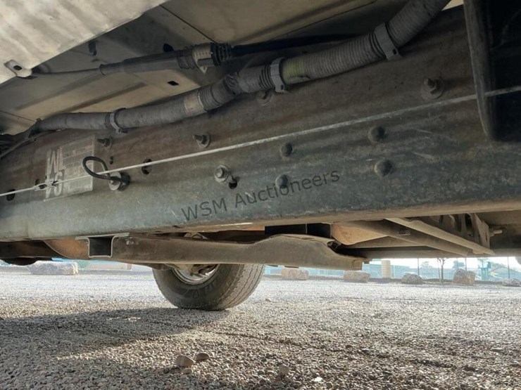 2005-chevrolet-silverado-2500-image-22