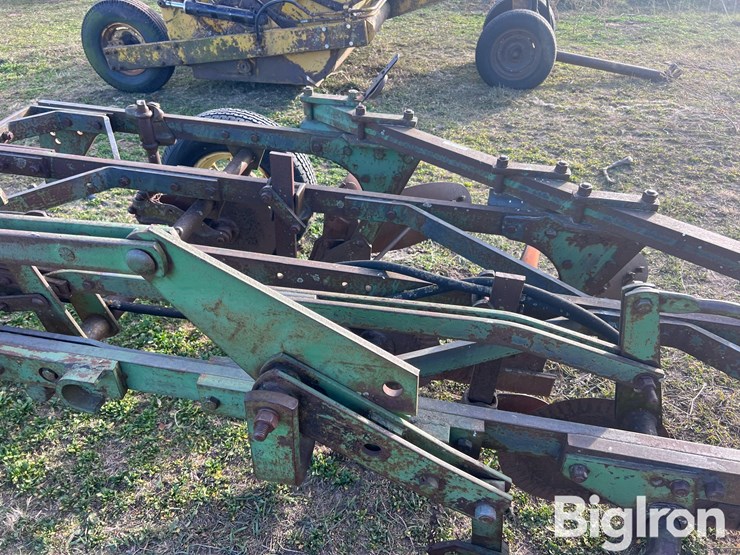 john-deere-5-image-14