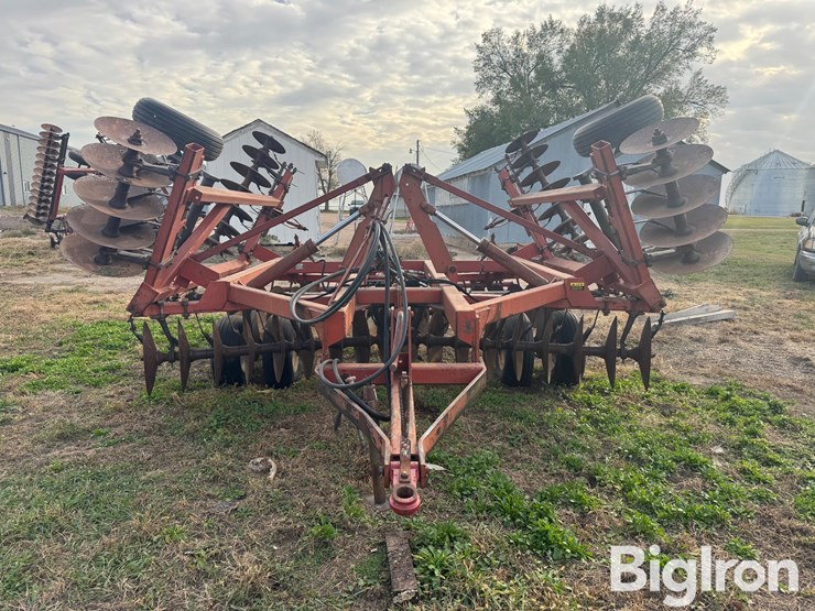 international-490-image-2