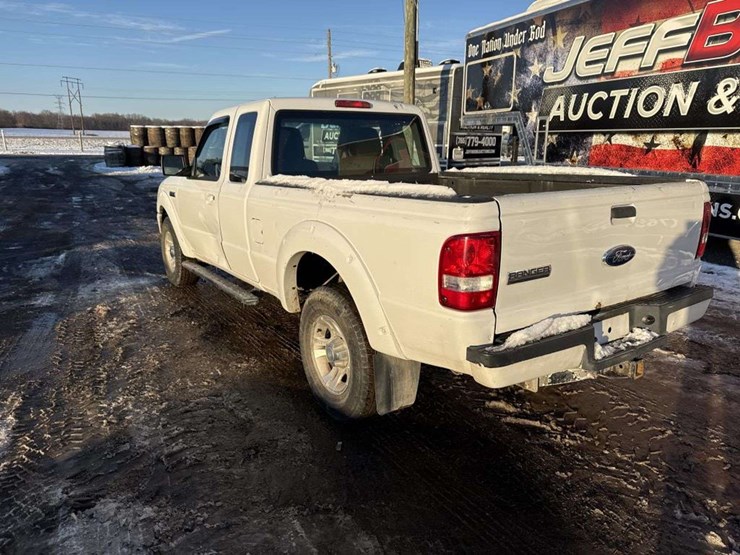 2011-ford-ranger-image-3