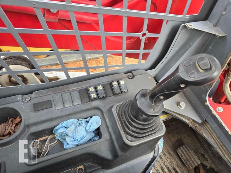 takeuchi-tl12v2-image-19