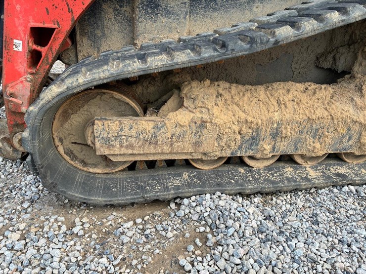 2021-kubota-svl97-2-image-14