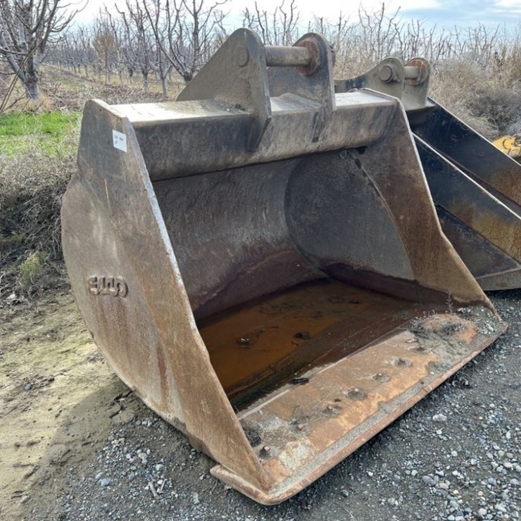 Esco 69" Muck Bucket