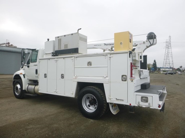 2013-international-durastar-4400-image-4