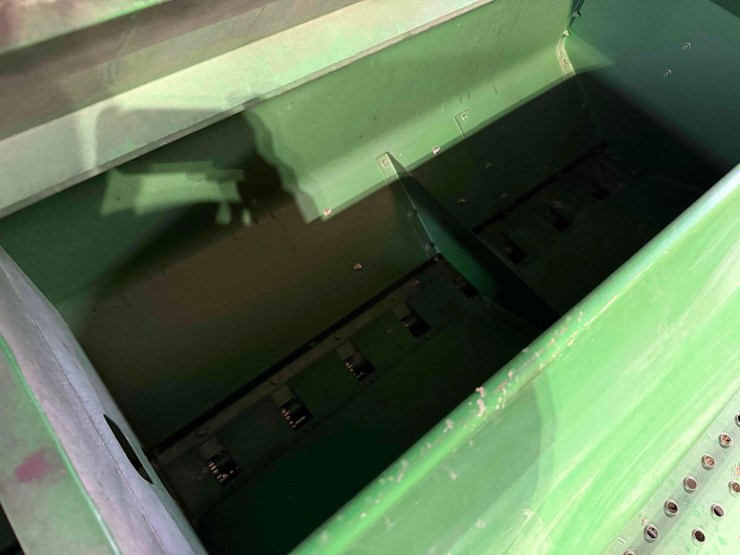 john-deere-1590-image-13