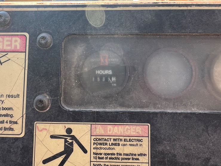 sky-trak-5028-image-11