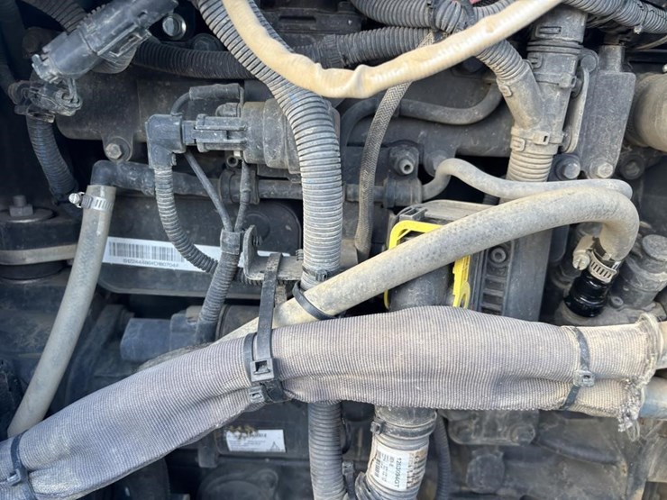 2018-genie-gth1056-image-62