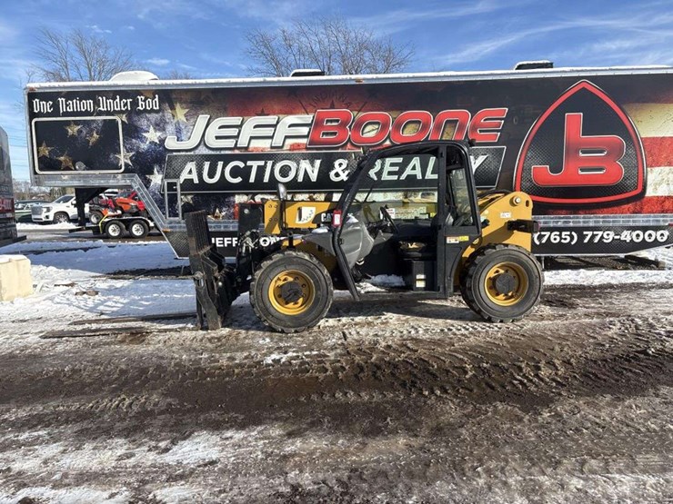 2019-caterpillar-255-image-2