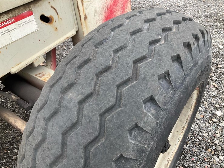 #1355-•-ingersoll-rand-706f-forklift-image-32