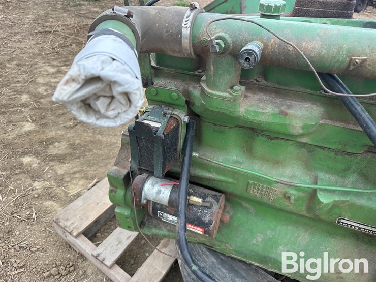 john-deere-329-image-18