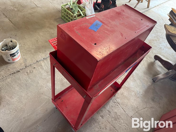 toolbox-&-rolling-cart-image-7