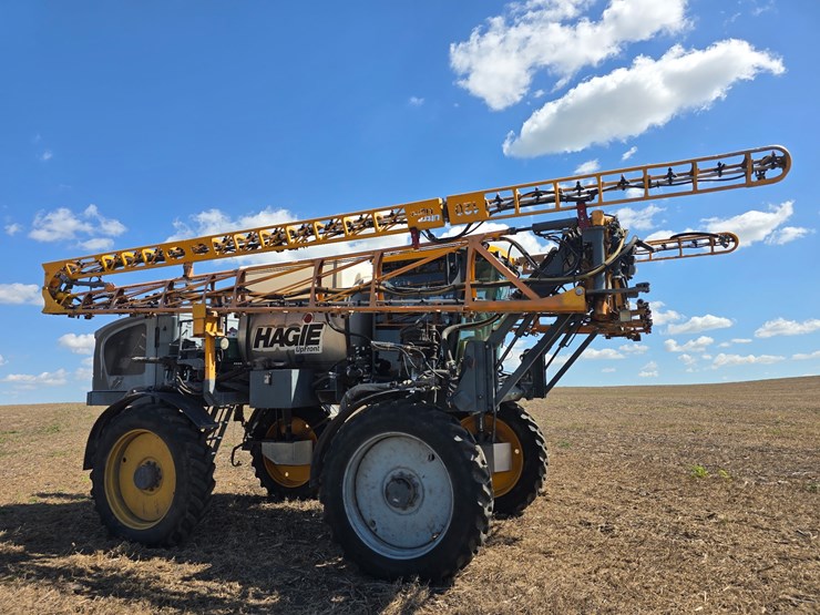 hagie-sts12-image-2