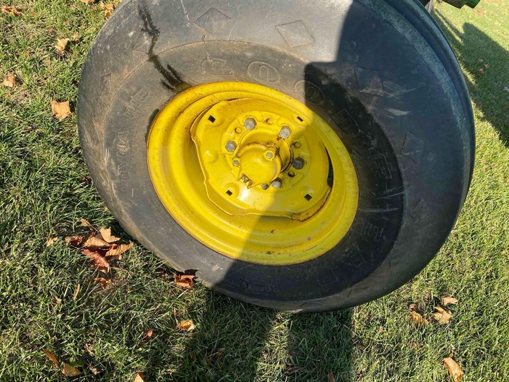 john-deere-2555-image-64