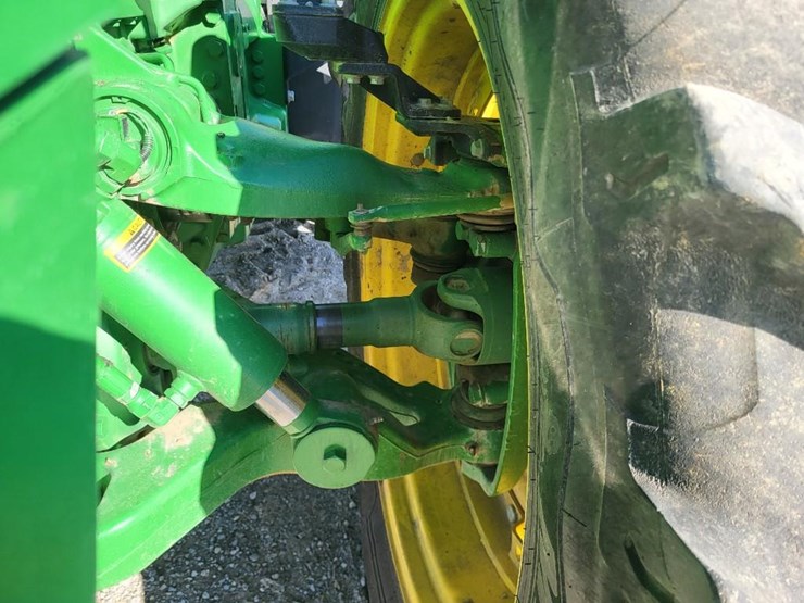 john-deere-8335r-image-13