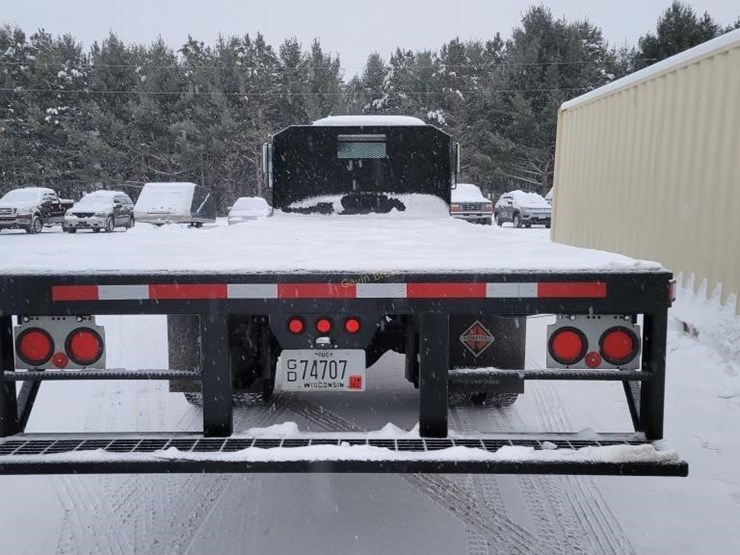 international-4900-image-9