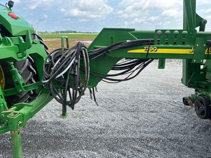 john-deere-1790-image-52