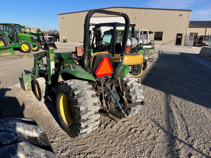 john-deere-4400-image-10
