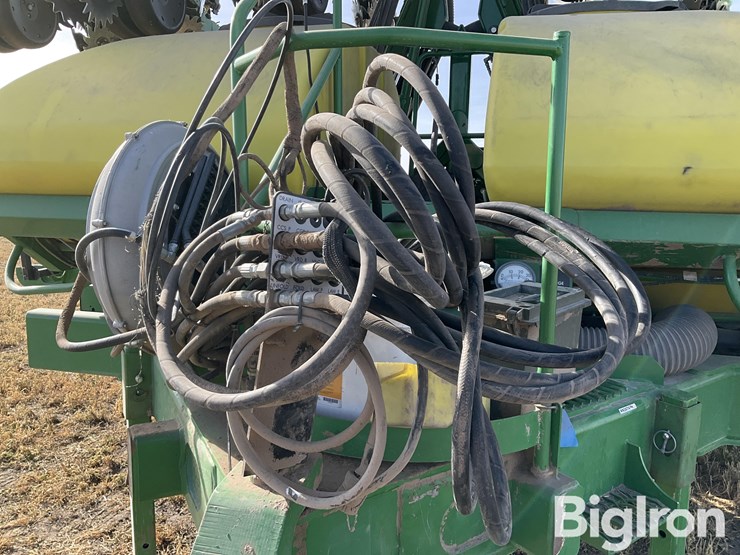 2012-john-deere-dr24-image-16