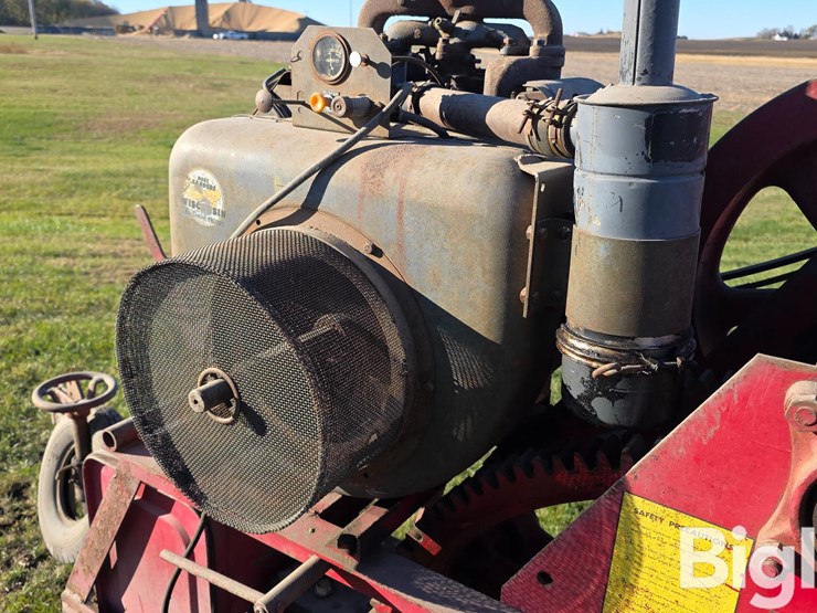 new-holland-77-image-12