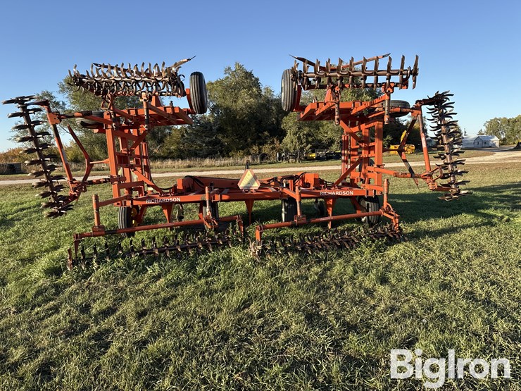 richardson-ae4-35-4-image-6