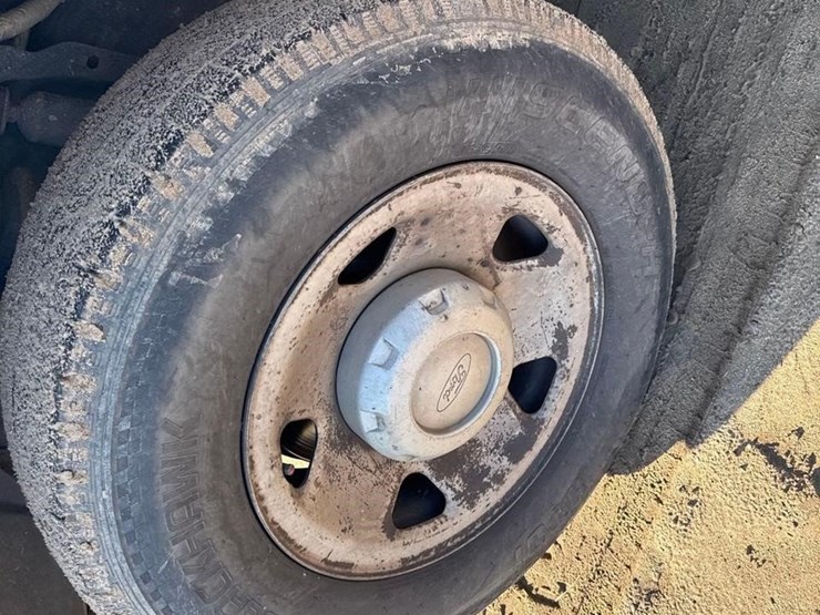 2009-ford-f250-sd-xl-image-10