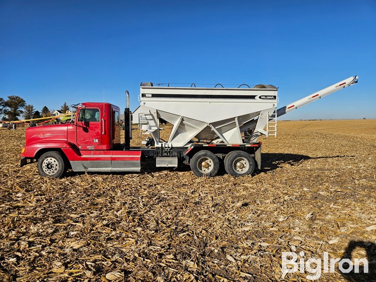 freightliner-fld120-image-8